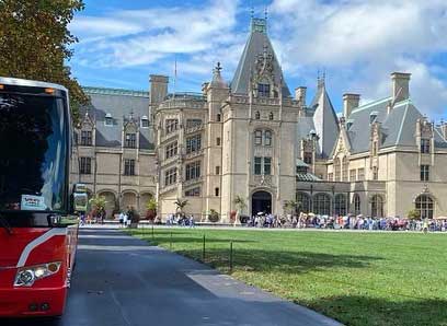 Family Summer Vacations: The Top Destinations for Family Reunions and Group Vacations featured image